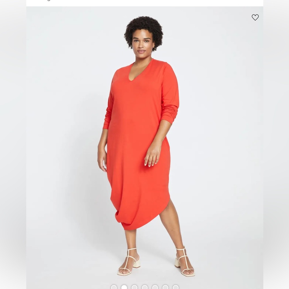 Universal Standard NWT Long Sleeve Geneva in Sanguinello